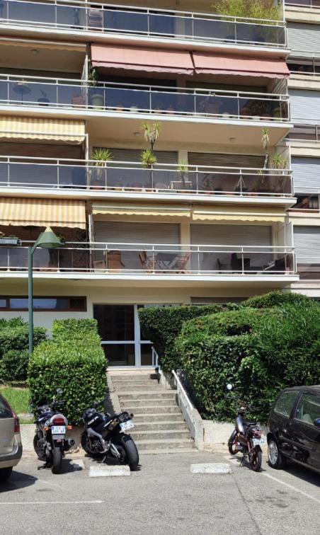 Grand T2 Lumineux Et Climatise Avec Balcon Aix-en-Provence Exterior foto