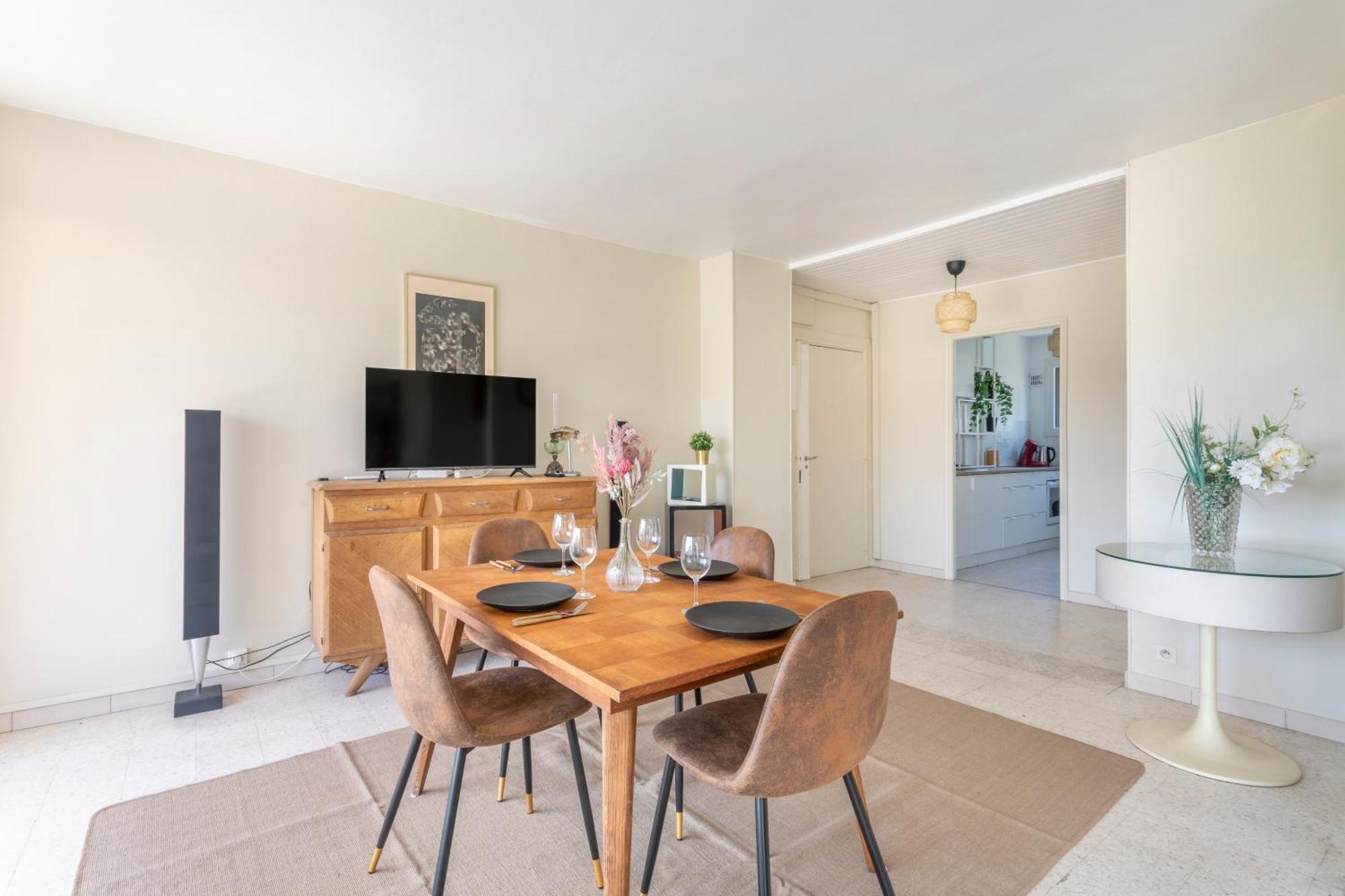 Grand T2 Lumineux Et Climatise Avec Balcon Aix-en-Provence Exterior foto