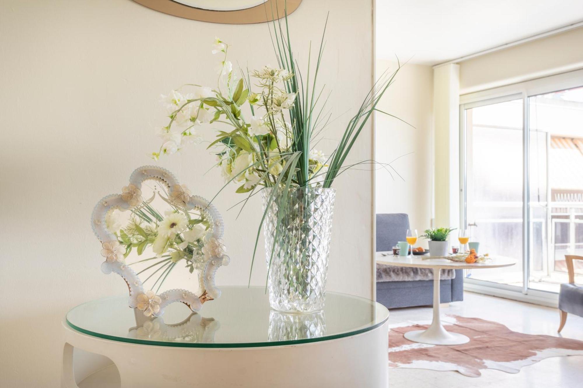 Grand T2 Lumineux Et Climatise Avec Balcon Aix-en-Provence Exterior foto